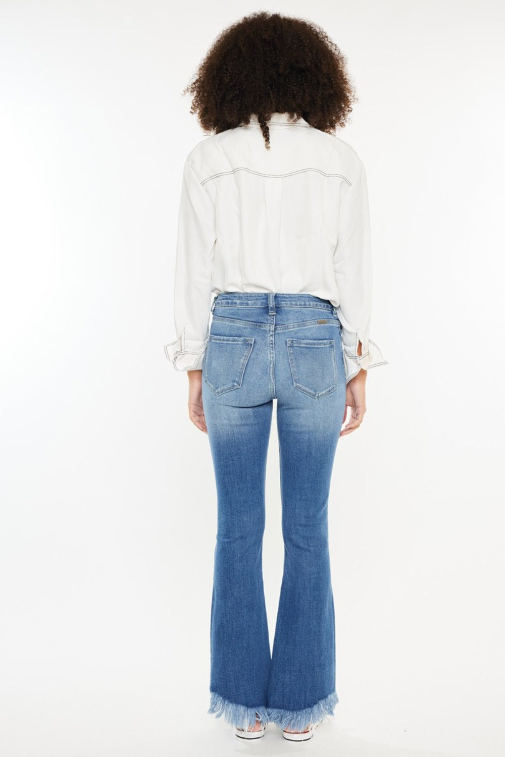 Skyline High-Rise Frayed Hem Jeans