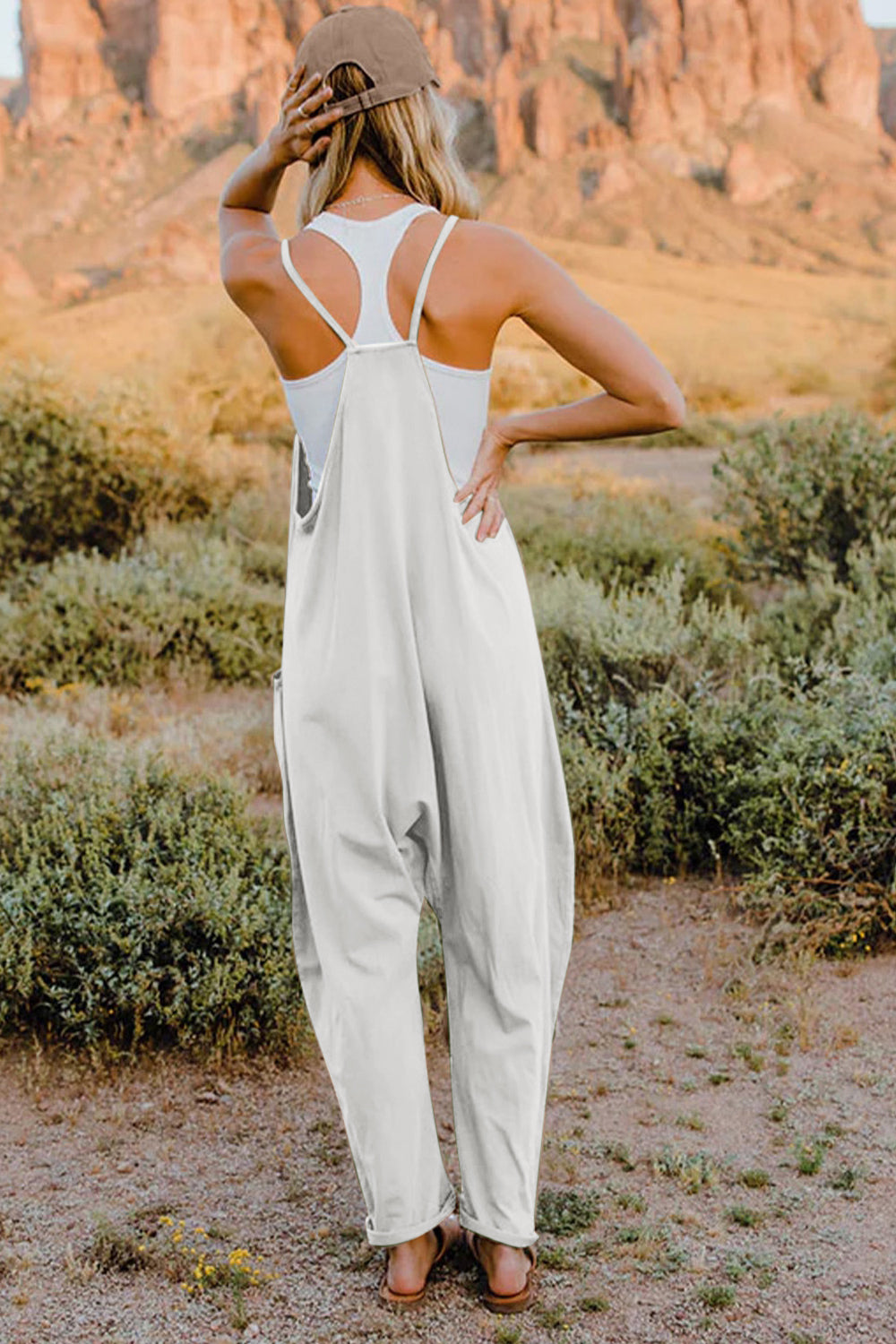 Effortless Vibe Sleeveless Jumpsuit with Pockets