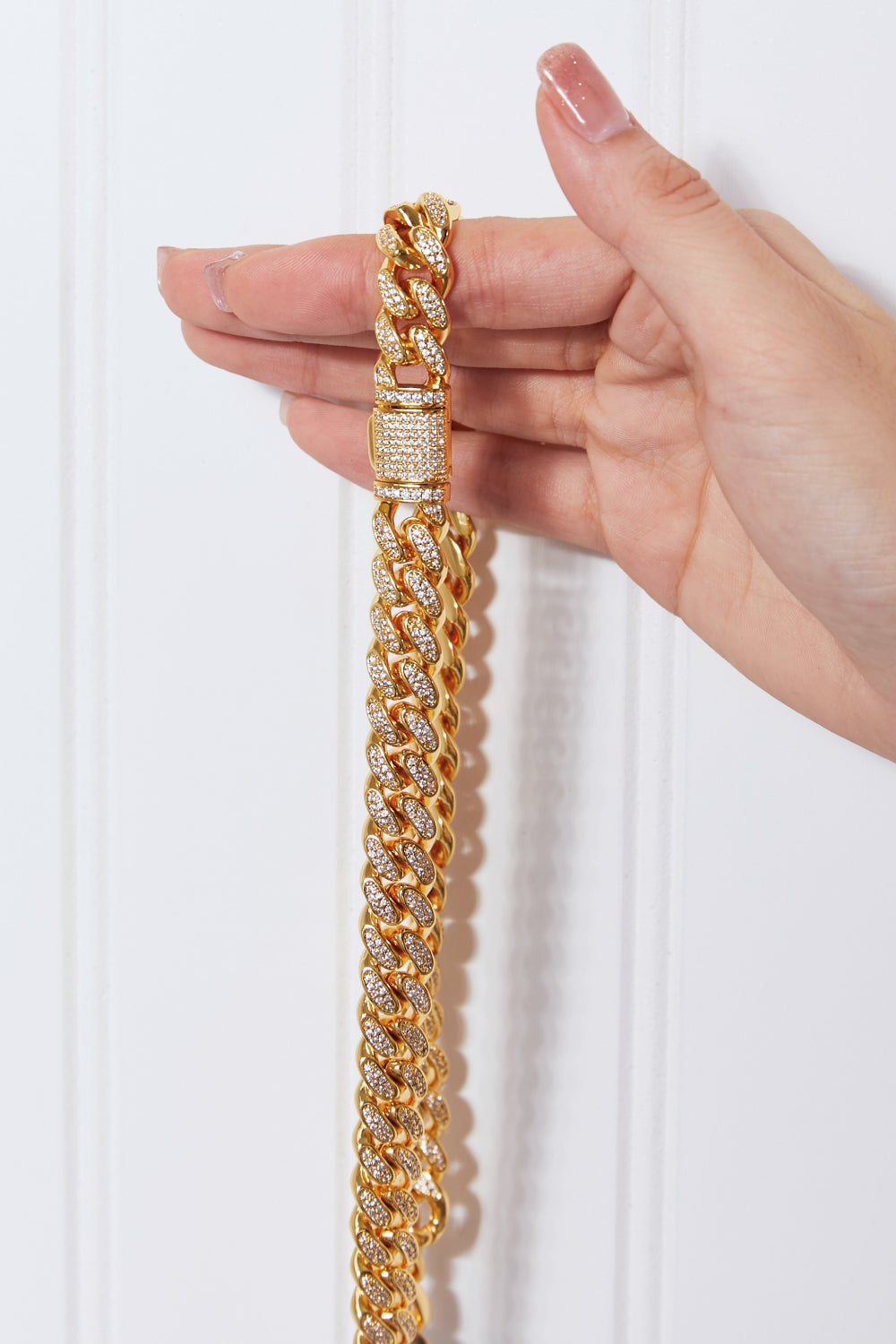 Luxe Glow Brass Curb Chain Necklace