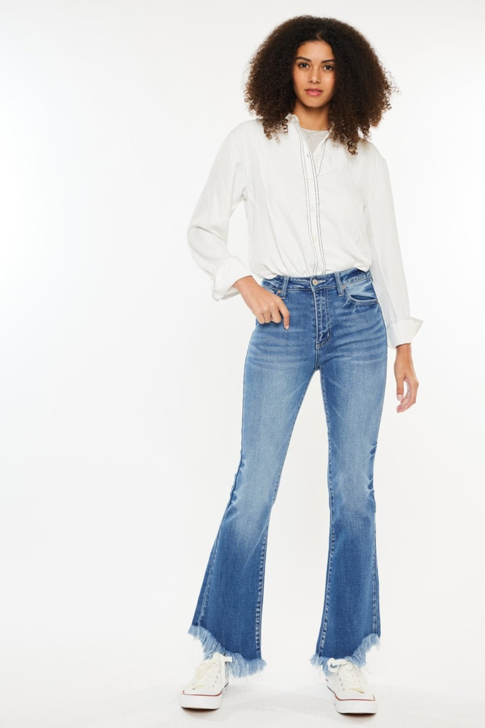 Skyline High-Rise Frayed Hem Jeans